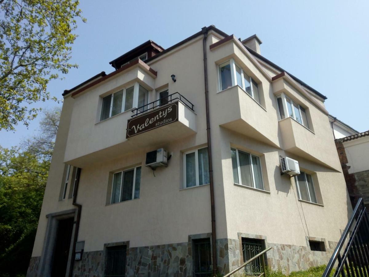 Hôtel Valentys Studio 1 à Plovdiv Extérieur photo